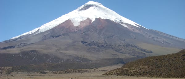 8-Hour Cotopaxi National Park Hiking or Biking Tour with Refuge
