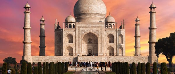 12-Hour Taj Mahal and Agra Fort Tour from Delhi with Mehtab Bagh