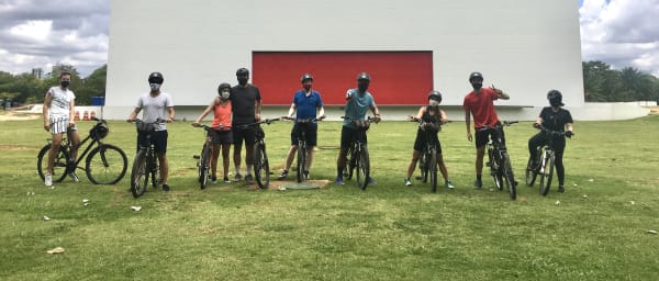 3-Hour Bike Tour in São Paulo with Ibirapuera Park and Beco do Batman
