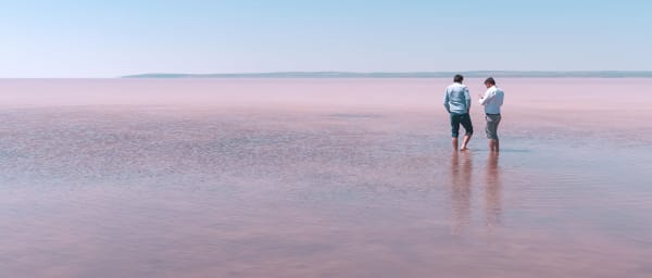 8-Hour Pink Lake Jeep Ride from Dakar with Kayar Harbour Visit