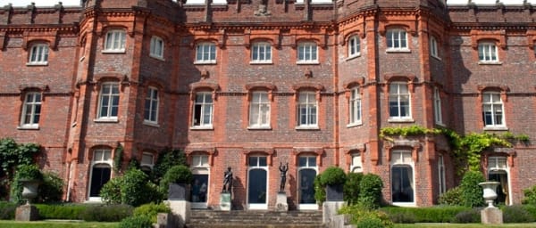 4-Hour Hughenden Manor Tour with Benjamin Disraeli's Home