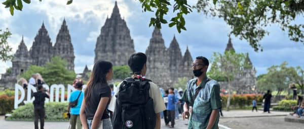 1-Day Borobudur and Prambanan Temple Tour with Full Climb-Up