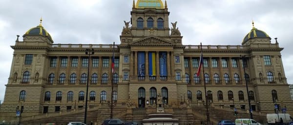 3-Hour Prague War History Walking Tour with Local Historians