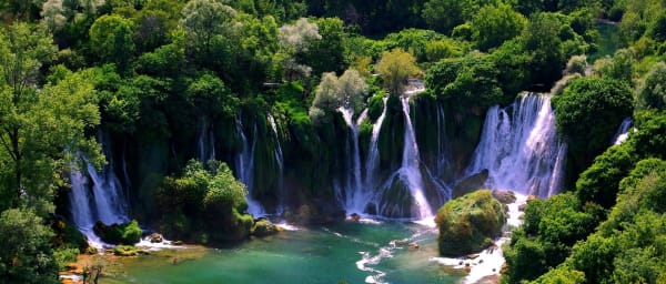 3-Day Bosnia Circle Tour from Sarajevo with Mostar and Kravica