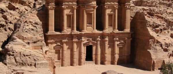 1-Day Petra Walking Tour with the Treasury and Monastery