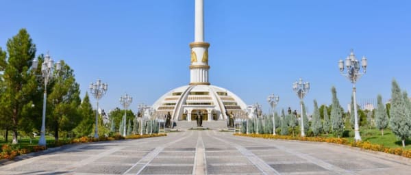 6-Hour Ashgabat Layover City Tour with White Marble Highlights