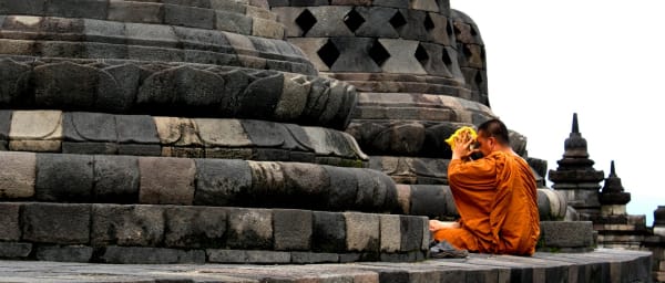 1-Day Borobudur Sunrise Tour with Early Access and Dagi Hill