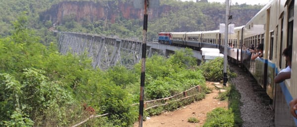 10-Hour Goteik Viaduct Train Tour from Mandalay via Pyin Oo Lwin