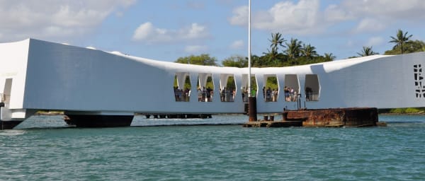 4-Hour Pearl Harbor and Historic Honolulu Tour with USS Arizona