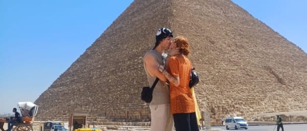 10-Hour Giza Pyramids and Cairo Museum Tour with Khan el-Khalili