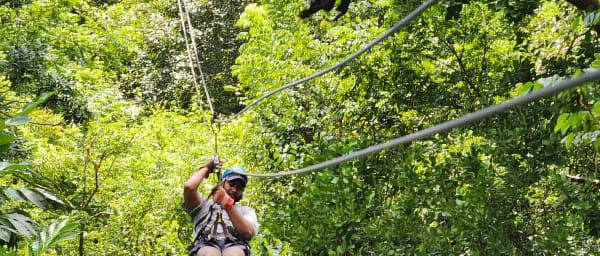 6-Hour Roatán Zip Line and Sloth Sanctuary Tour with West Bay Beach