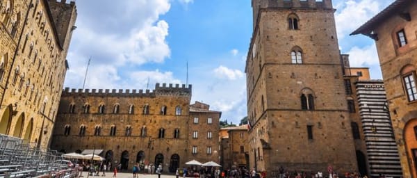 2-Hour Walking Tour of Volterra with Alabaster Craft Experience