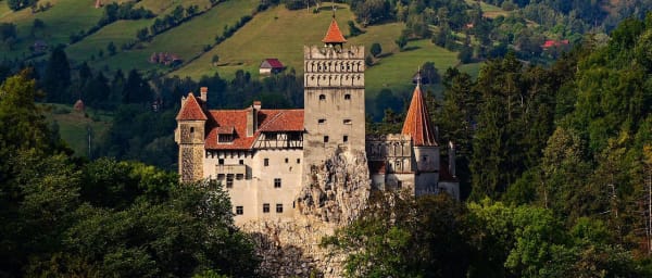 6-Day Bucegi Mountains Trekking Tour with Brașov, Sinaia and Bran