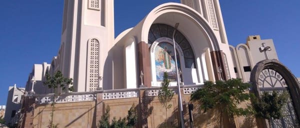6-Hour Hurghada Sightseeing Tour with Marina, Mosque and Markets