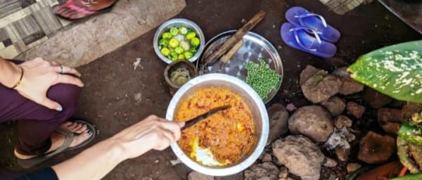 3-Hour Tanzanian Culinary Tour with Cooking Class and Market Visit
