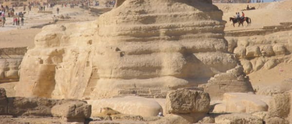 8-Hour Giza Pyramids and Saqqara Tour with the Great Sphinx