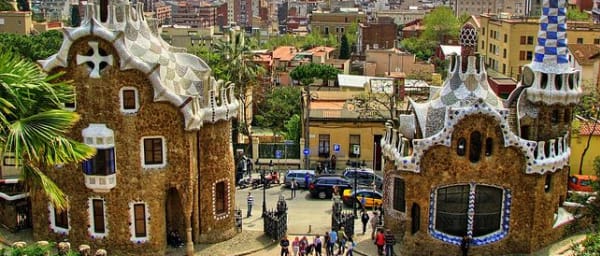 4-Hour Barcelona Architecture Tour with Sagrada Família and Park Güell