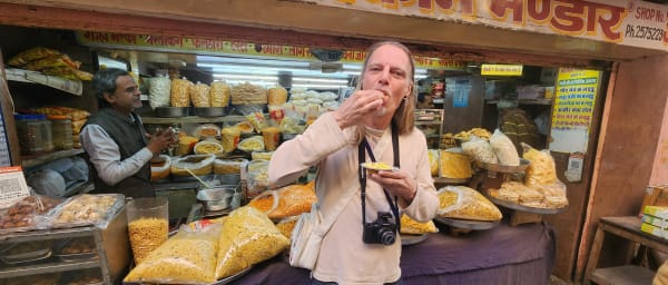 3-Hour Jaipur Heritage Walk with 7 Local Tastings and Masala Chai