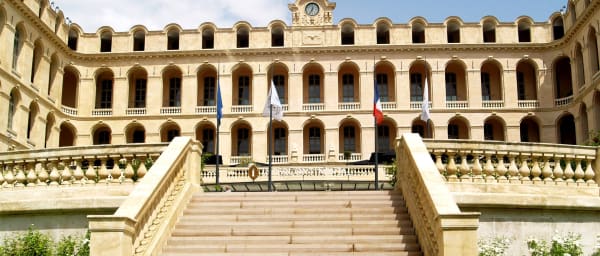 3-Hour Marseille Architecture Tour through Le Panier and Vieille Charité