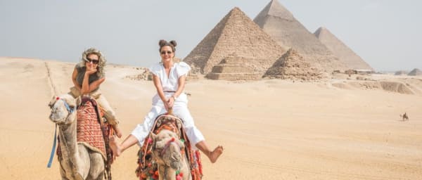 8-Hour Pyramids and Egyptian Museum Tour in Cairo with Camel Ride