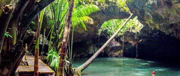 5-Hour Cozumel Jeep Safari and Snorkelling Tour with Jade Caverns