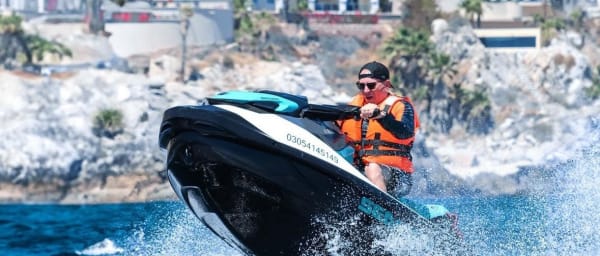 3-Hour French Riviera Jet Ski Adventure in Antibes with Breakfast