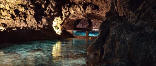 4-Hour Sao Vicente Caves Tour with Lava Tubes and Volcano Videos
