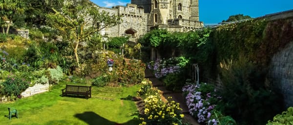 1-Day Windsor Castle Tour with Historic Town Walk