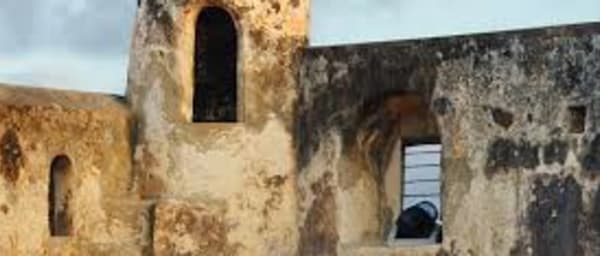 2-Hour Mombasa Walking Tour with Old Town and Waterfront Views