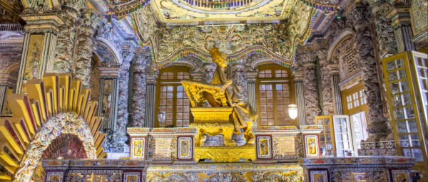 8-Hour Hue Sightseeing Tour with Dragon Boat and Imperial Tombs