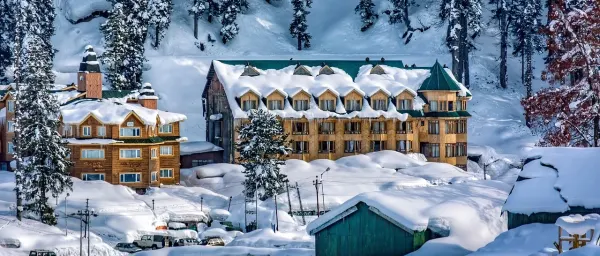 5-Day Kashmir Tour from Srinagar with Dal Lake and Gulmarg