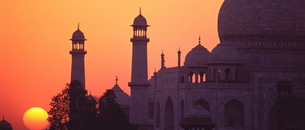 1-Day Taj Mahal Sunrise Tour from Delhi with Agra Fort