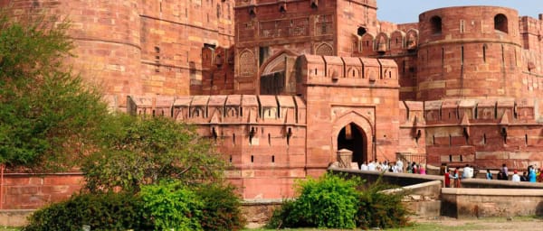 2-Day Agra Sightseeing Tour with Taj Mahal Sunrise and Sunset