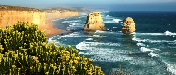 1-Day Great Ocean Road Tour with Memorial Arch and Twelve Apostles