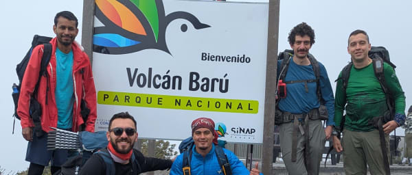 1-Day Volcan Baru Summit Trek with Sunrise or Sunset Experience