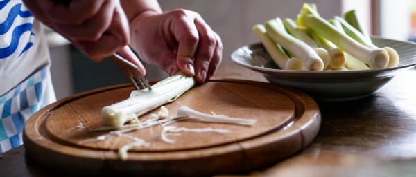 4-Hour Kotor Sightseeing and Cooking Tour with a Family Home Lunch