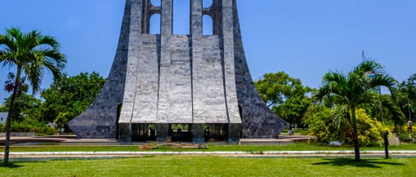 1-Day Accra Architectural Tour with Bojo Beach Boating and Horse Riding