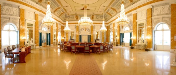 6-Hour Constantine's Palace Tour in Strelna with Presidential Apartments