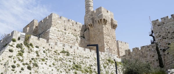 Full-Day Jerusalem Walking Tour with Damascus Gate and Zedekiah's Cave