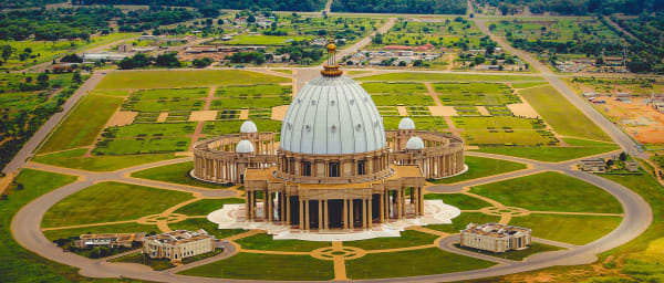 1-Hour Basilica Tour in Yamoussoukro with World's Largest Church