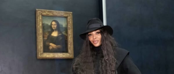 2-Hour Louvre Museum Tour in Paris with Mona Lisa and Napoleon