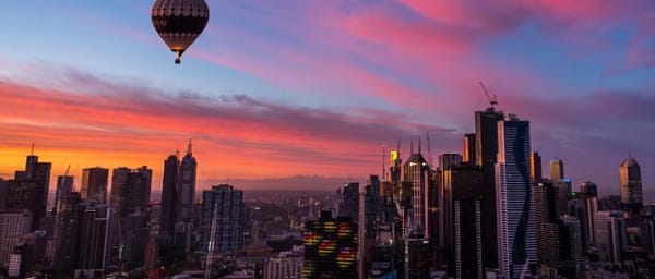 4-Hour Sunrise Hot Air Balloon Ride in Melbourne with Champagne Option