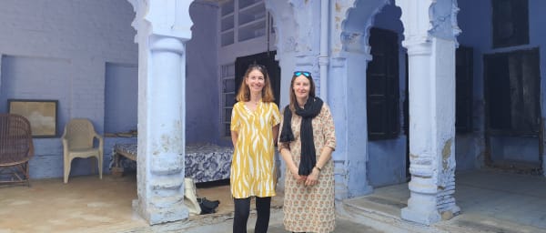 2-Hour Heritage Walking Tour of Lucknow Old City with Rumi Gate