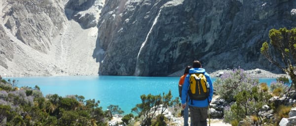 12-Hour Lake 69 Hiking Tour from Huaraz through Huascarán National Park