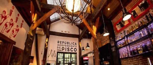 3-Hour Valparaíso Night Food and Music Tour with Local Drinks