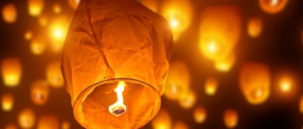 5-Hour Shifen Waterfall Tour from Taipei with Sky Lantern Experience