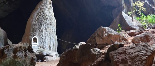 Full-Day Hpa-An Cycling Tour with Sadan Cave and Boat Ride