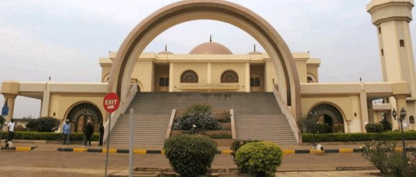 1-Day Kampala Walking Tour with Mosque Views and Cultural Show