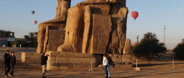 2-Day Cairo and Luxor Tour with Pyramids, Museum and Nile Sunset