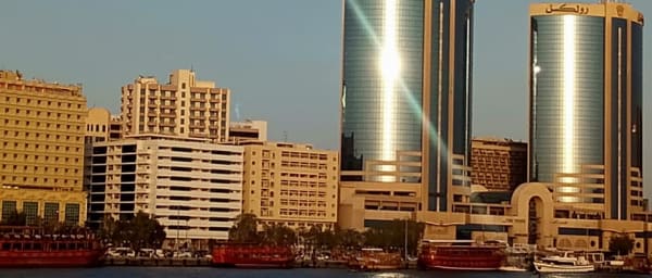 8-Hour Dubai City Tour with Private Vehicle and Abra Crossing